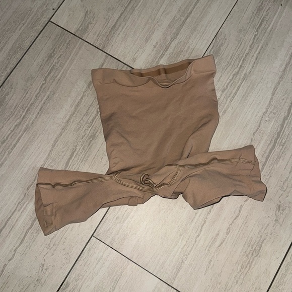 COPY - SKIMS SIZE L HIGH-WAISTED ABOVE THE KNEE SHORT NWOT - Picture 5 of 8